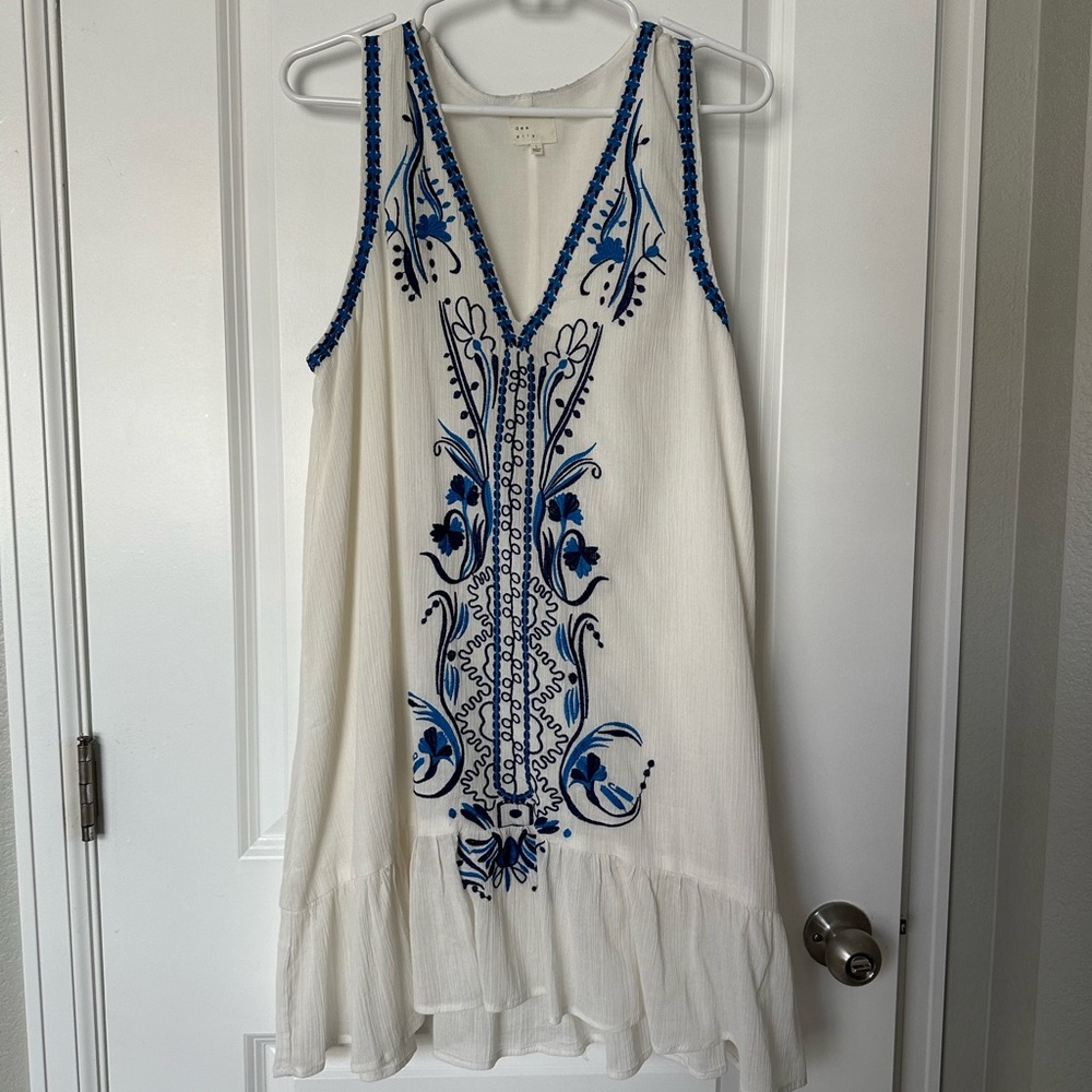 Vici Path to Paradise Embroidered Shift Dress